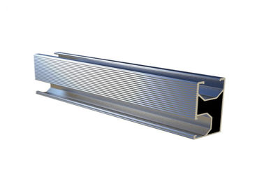ভালো দাম 10-12um Aluminum Slotted Rail Extruded Roof Mounting Silver Anodizing 6005-T5 অনলাইন