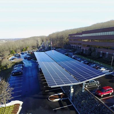 ভালো দাম High Quality Photovoltaic Carport 20M Max Building Height Framed Module Solar Car Parking Mounting Systems অনলাইন