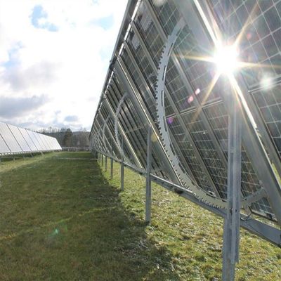 ভালো দাম Framed Or Frameless Panel Safety Adjustable Mounting System for Ground PV Panel Support Installation অনলাইন